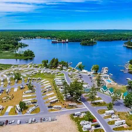 Swan Bay Resort - 1000 Islands Premier Rv Park & Marina Александрия Бей Екстериор снимка
