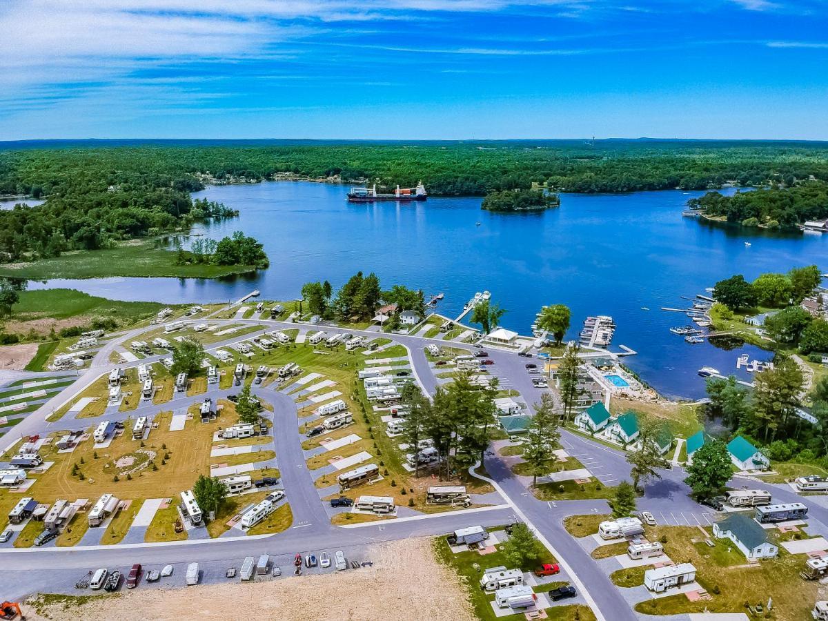 Swan Bay Resort - 1000 Islands Premier Rv Park & Marina Александрия Бей Екстериор снимка